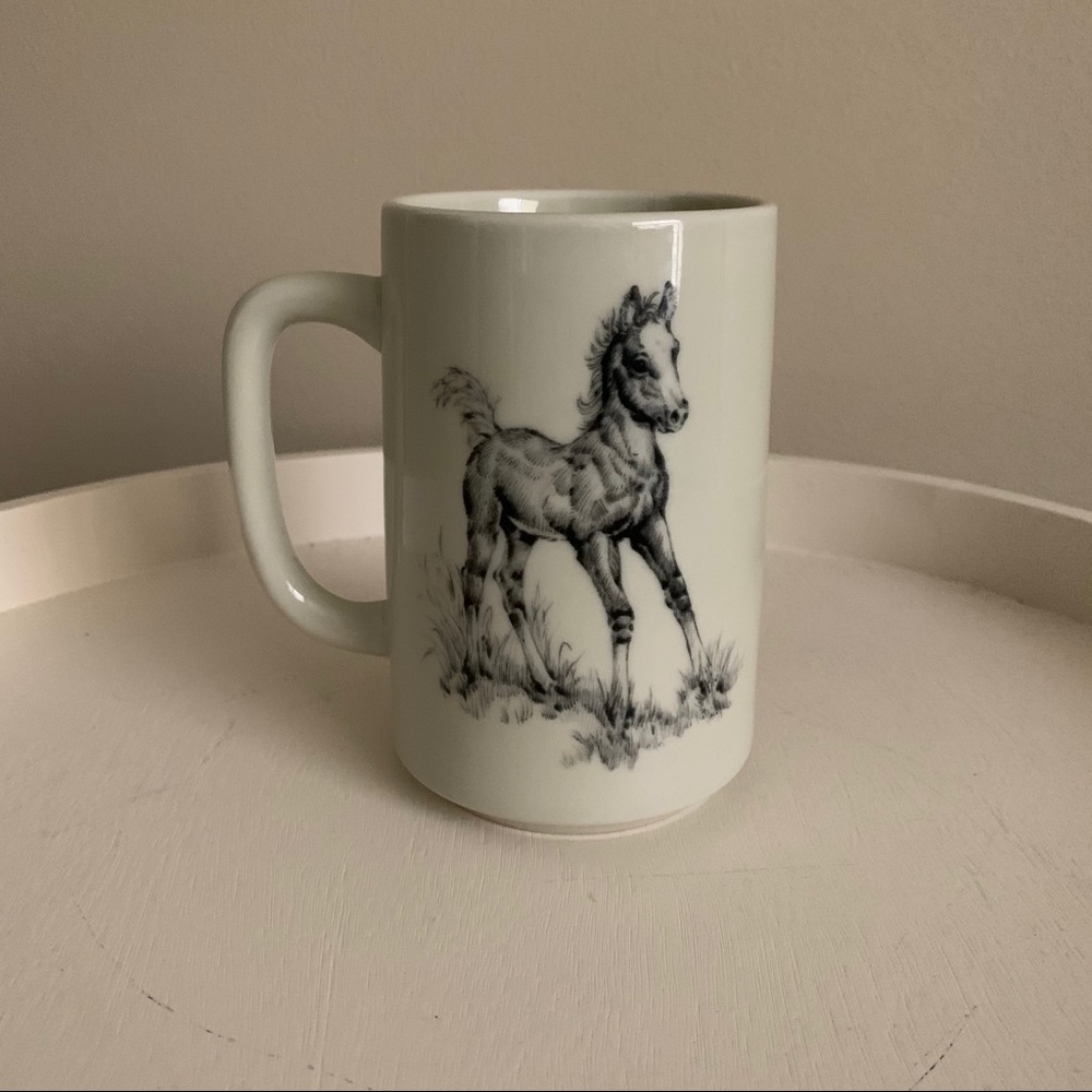 🦉/ Gibson Greeting Cards Horse Painted Coffee Mug